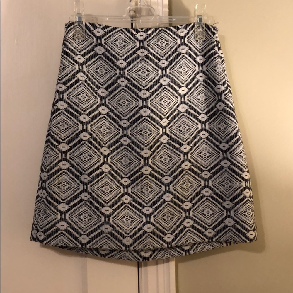 JCrew business casual navy and white skirt